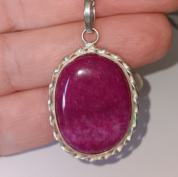 Indian Ruby Pendant Necklace India - Picture 1 of 5